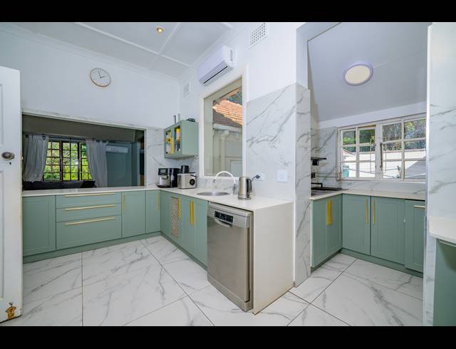 3 BEDROOM FREEHOLD FOR SALE IN WESTVILLE